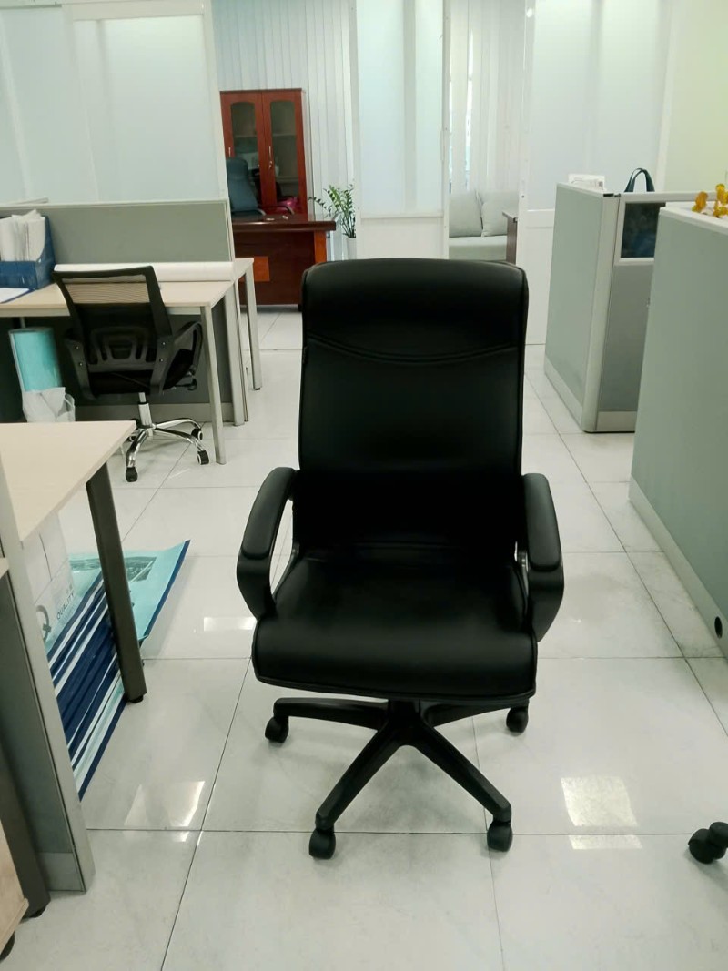 Ghế trưởng phòng SG704B