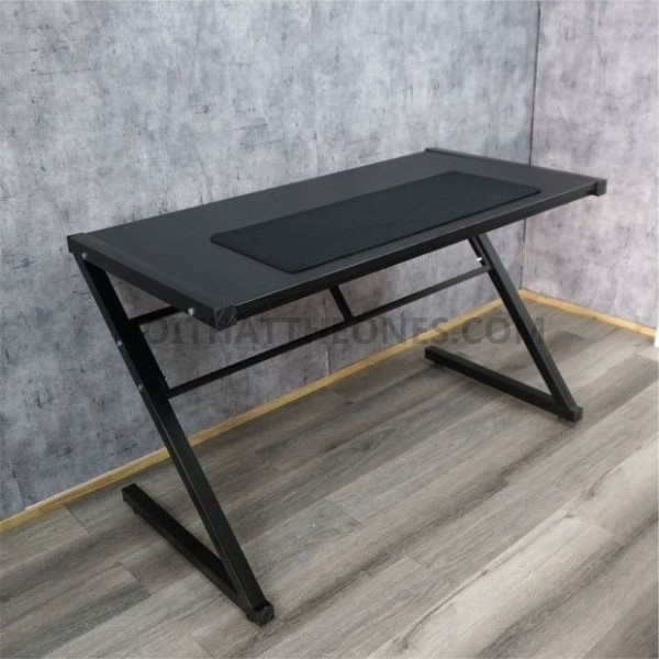 bàn làm việc chữ Z