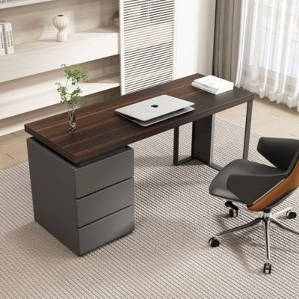 bàn trưởng phòng